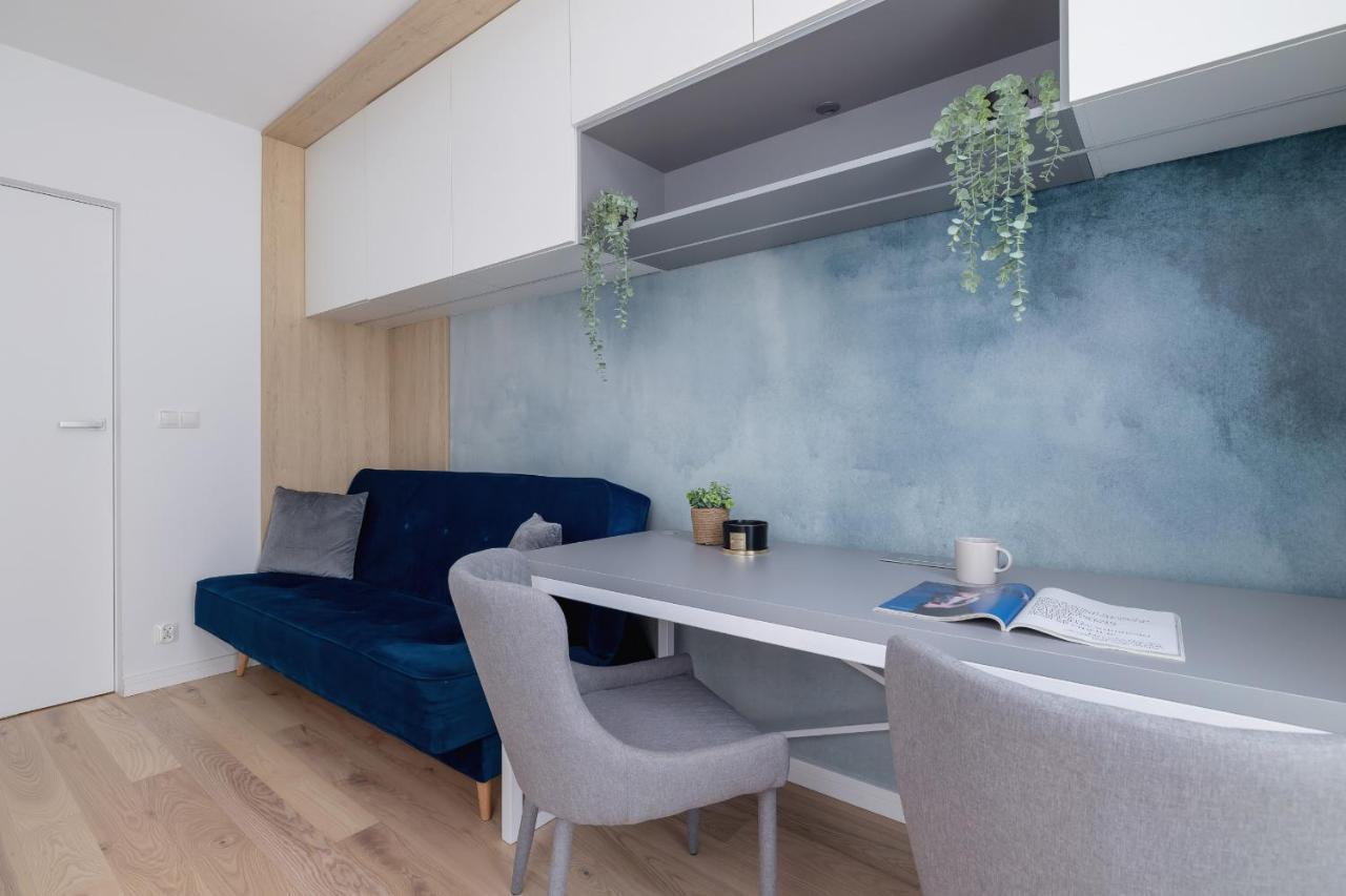 Vetulaniego Apartment With Air Conditioning & Parking By Renters Prestige Cracovia Exterior foto